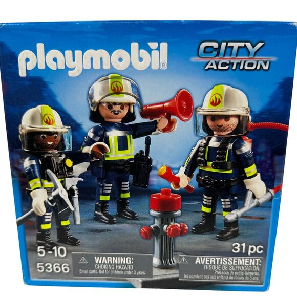 Playmobil 4616 Blue Knight Fleur di Lis, Veterinarian & Fire Fighter 5366 Lot - Picture 7 of 9